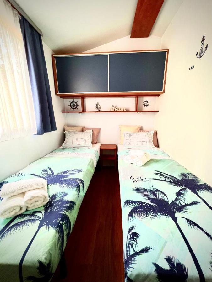 Mobile Home Nebo Luxus Klenovica Zewnętrze zdjęcie